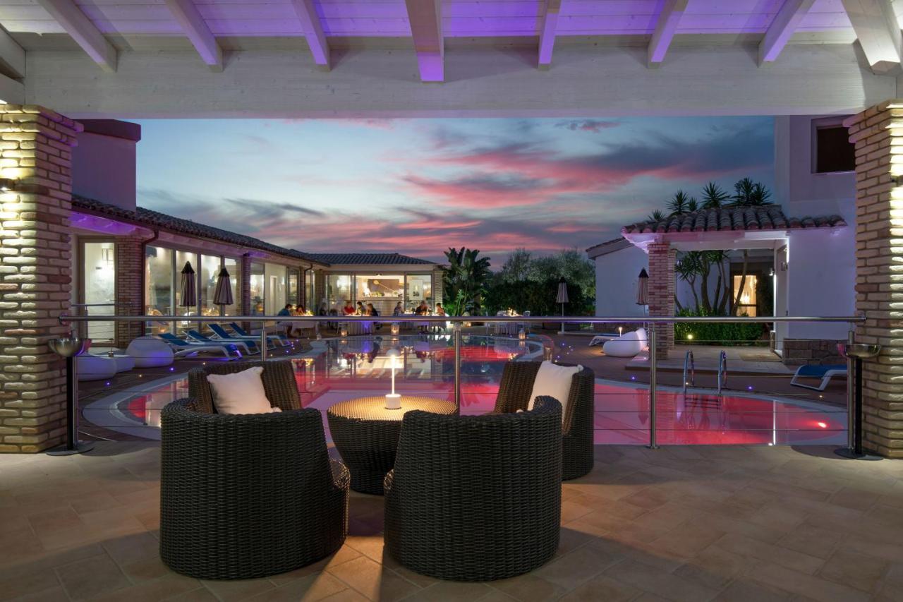 Eliantos Boutique Hotel & Spa Santa Margherita di Pula Ngoại thất bức ảnh