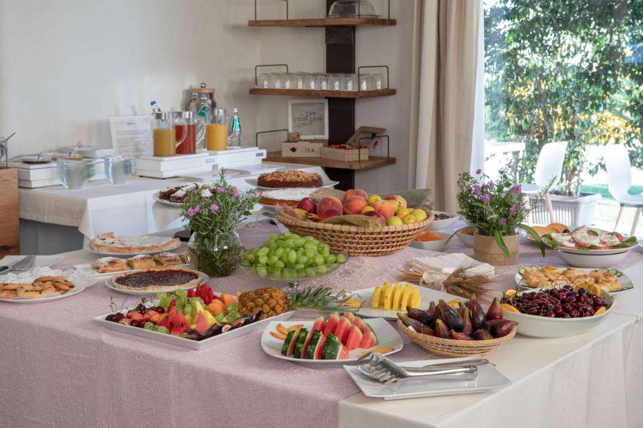 Eliantos Boutique Hotel & Spa Santa Margherita di Pula Ngoại thất bức ảnh