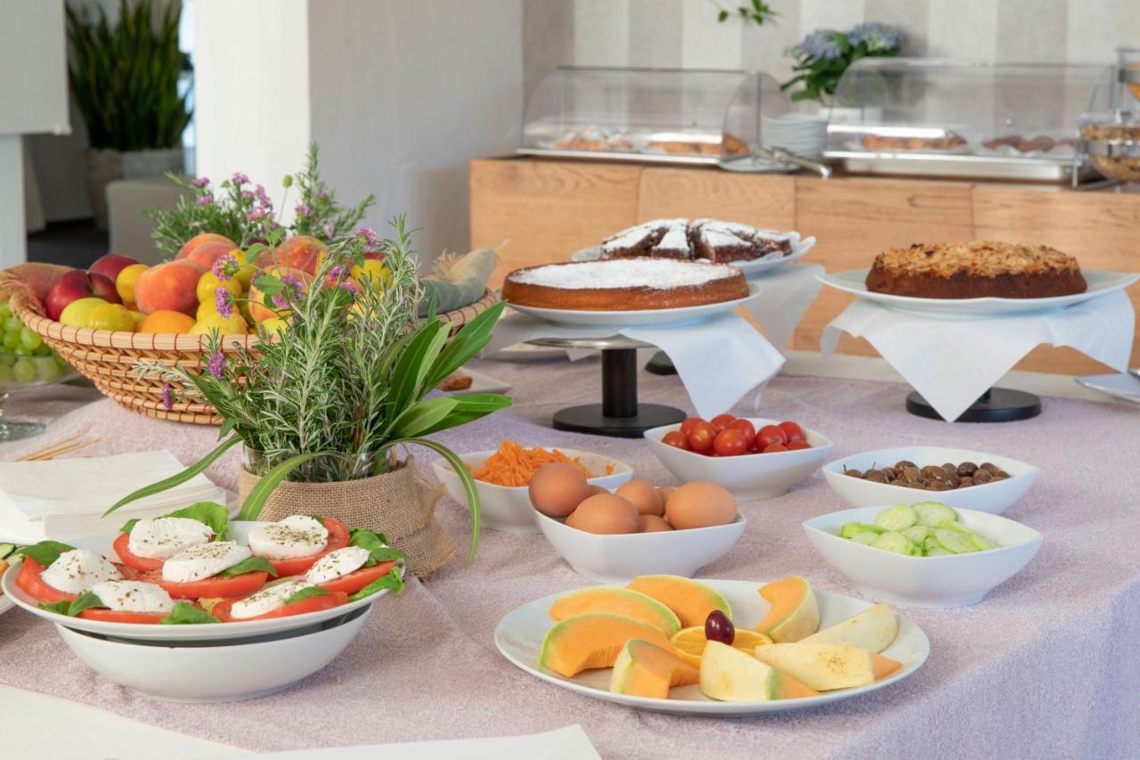 Eliantos Boutique Hotel & Spa Santa Margherita di Pula Ngoại thất bức ảnh