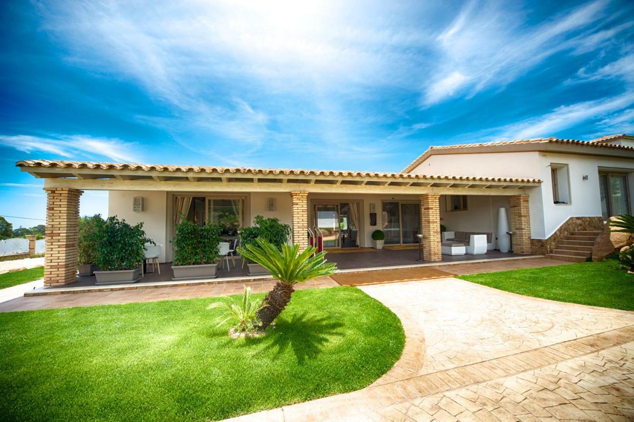 Eliantos Boutique Hotel & Spa Santa Margherita di Pula Ngoại thất bức ảnh