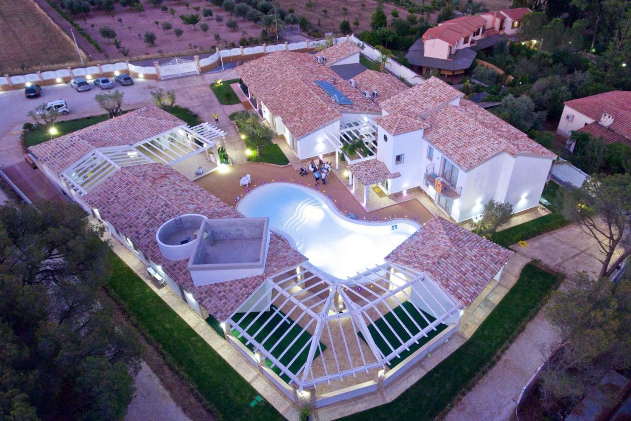 Eliantos Boutique Hotel & Spa Santa Margherita di Pula Ngoại thất bức ảnh