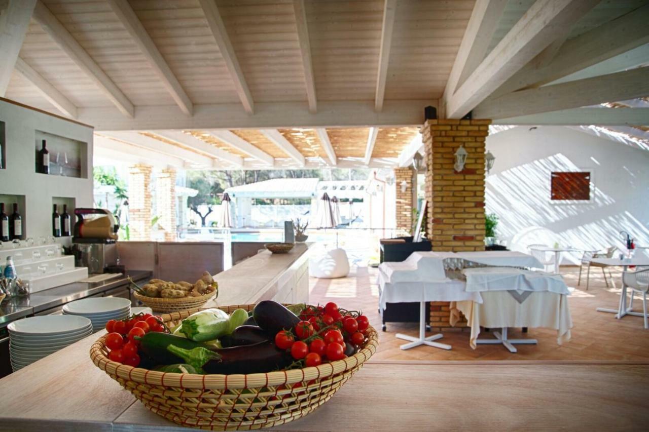 Eliantos Boutique Hotel & Spa Santa Margherita di Pula Ngoại thất bức ảnh